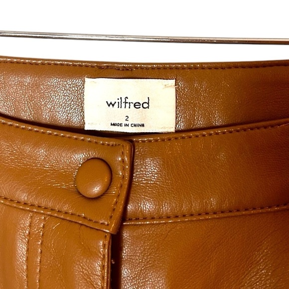 Aritzia Wilfred Beatrix Pants- High Waist Vegan Leather Flare a Pants- Size 2 - Picture 11 of 15